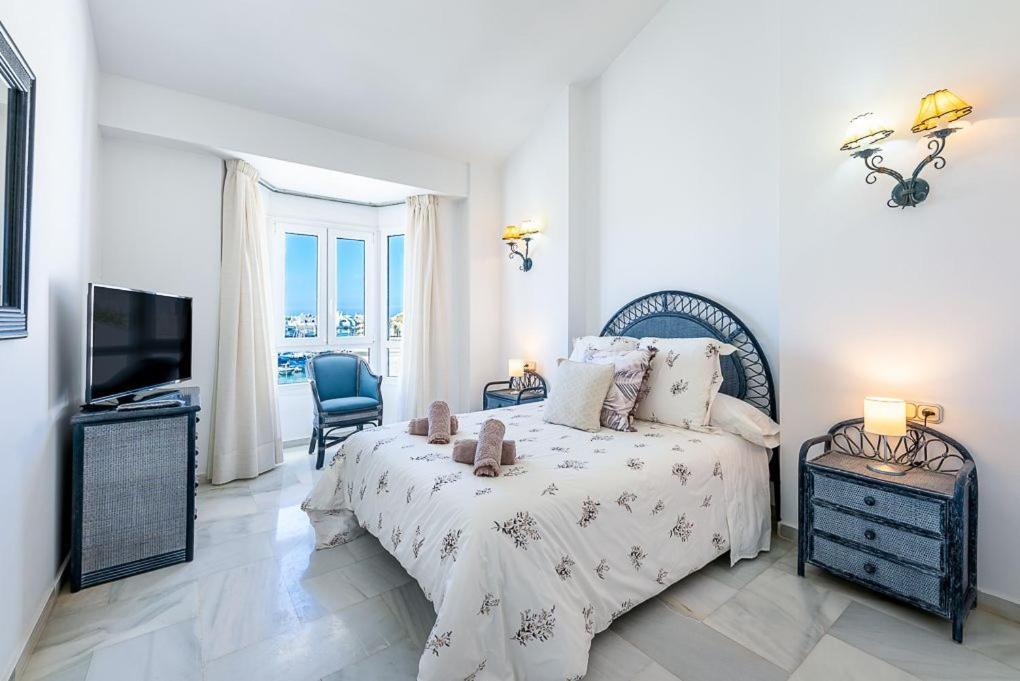 Puerto De Benalmadena Apartamento Vacacional Con Vistas Al Mar Y Yates Tres Habitaciones 2 Banos Extérieur photo