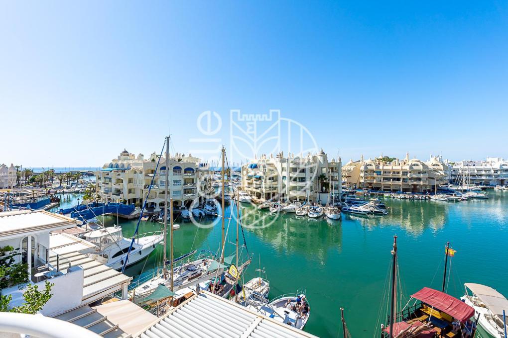 Puerto De Benalmadena Apartamento Vacacional Con Vistas Al Mar Y Yates Tres Habitaciones 2 Banos Extérieur photo